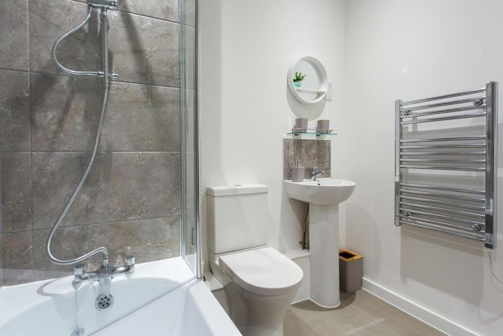 Polly'S Place Apartment Taunton & Free Off Road Parking & Wifi Exteriér fotografie