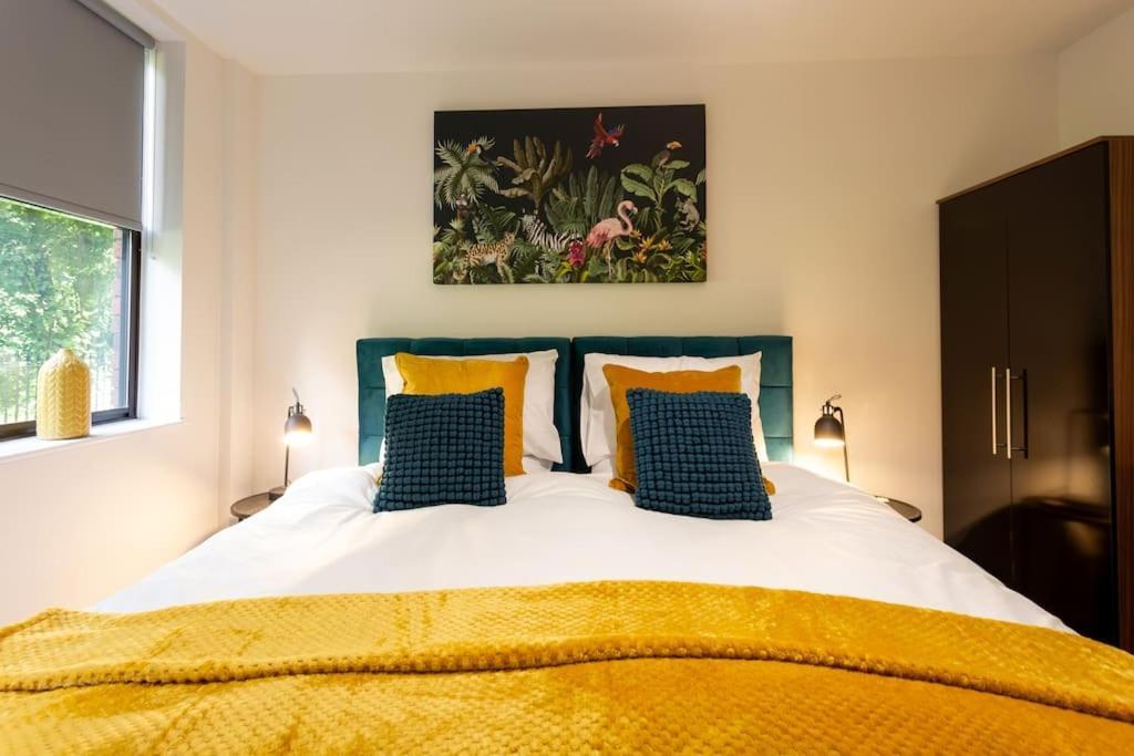 Polly'S Place Apartment Taunton & Free Off Road Parking & Wifi Exteriér fotografie